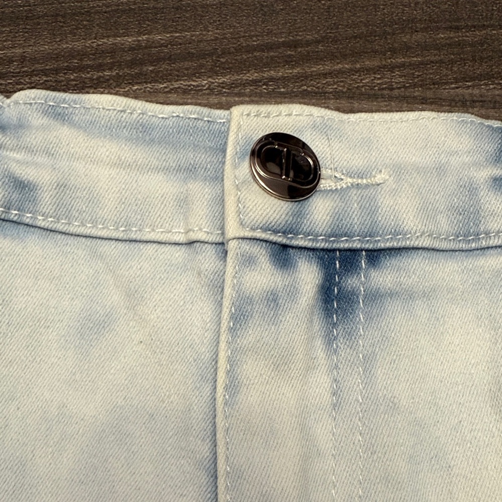 Twin-Set Denim Ruffle Shorts in Light Blue - Picture 3 of 5